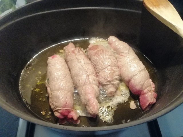 Braciole al ragu con peperoni a gratin