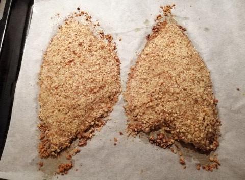 Filetto di ricciola in crosta di noci con patate dolci al forno