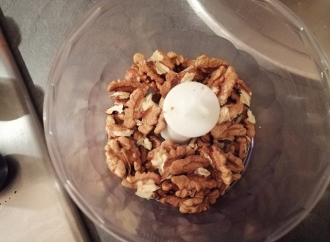 Filetto di ricciola in crosta di noci con patate dolci al forno