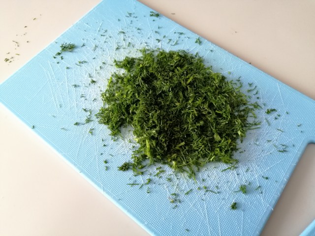 Involtini di triglia ammuddicati con scorzetta di cedro finocchietto selvatico e curcuma su salsa di cedro