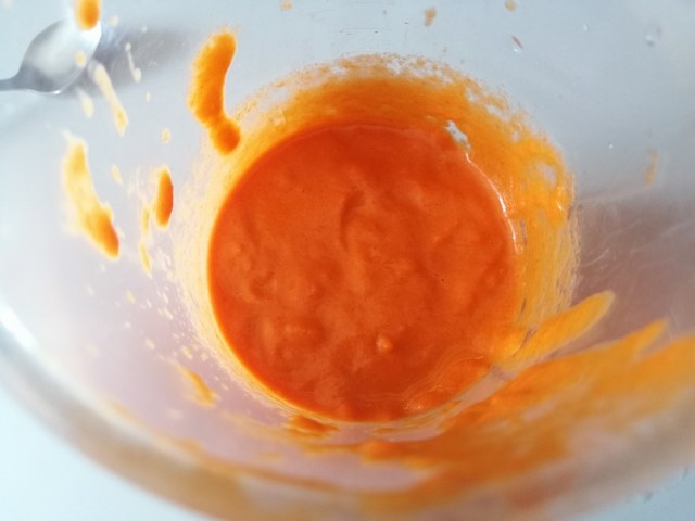 Orecchiette con crema di peperoni caciocavallo podolico del Gargano e crumble di tarallo pugliese