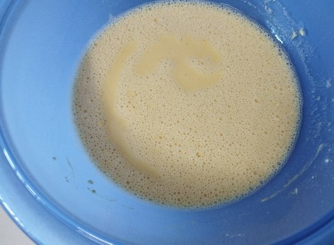 Torre di farinata di ceci con sardine e pate di olive taggiasche