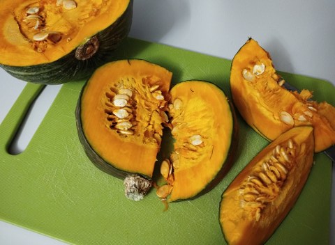 Felafel di lenticchie e guacamole di zucca