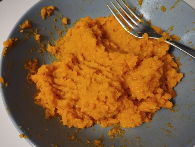 Felafel di lenticchie e guacamole di zucca