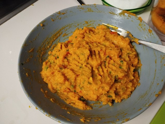 Felafel di lenticchie e guacamole di zucca