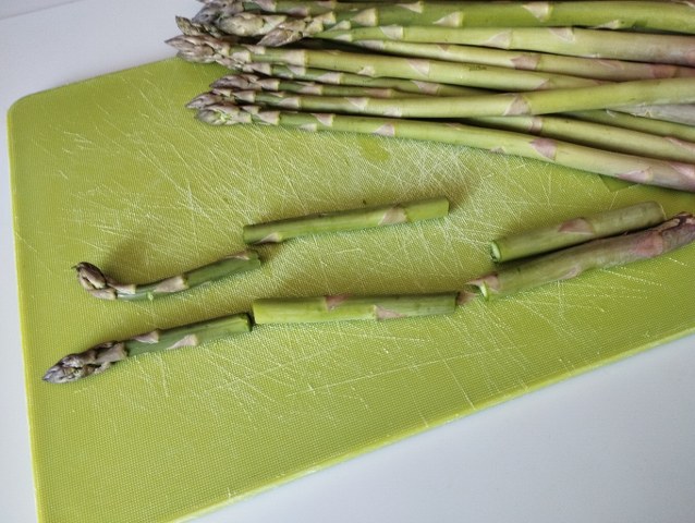 Fregola con asparagi e mazzancolle