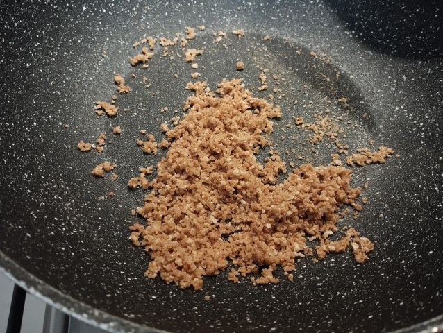 Tortelli zucca e amaretti con crema di caprino